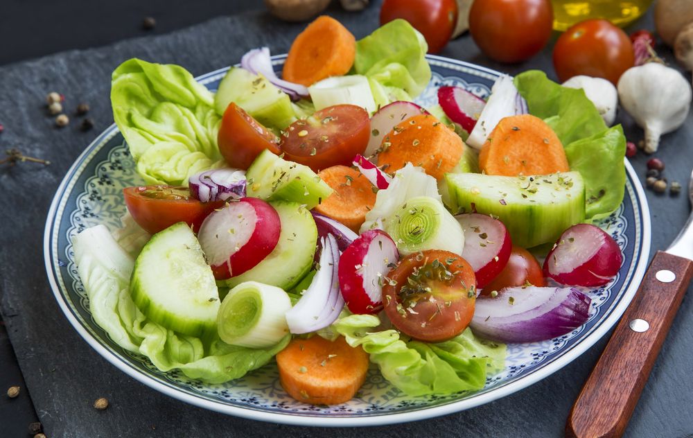 Salada de legumes e vegetais