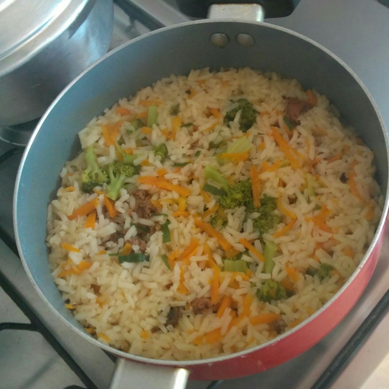 Arroz com brócolis fácil