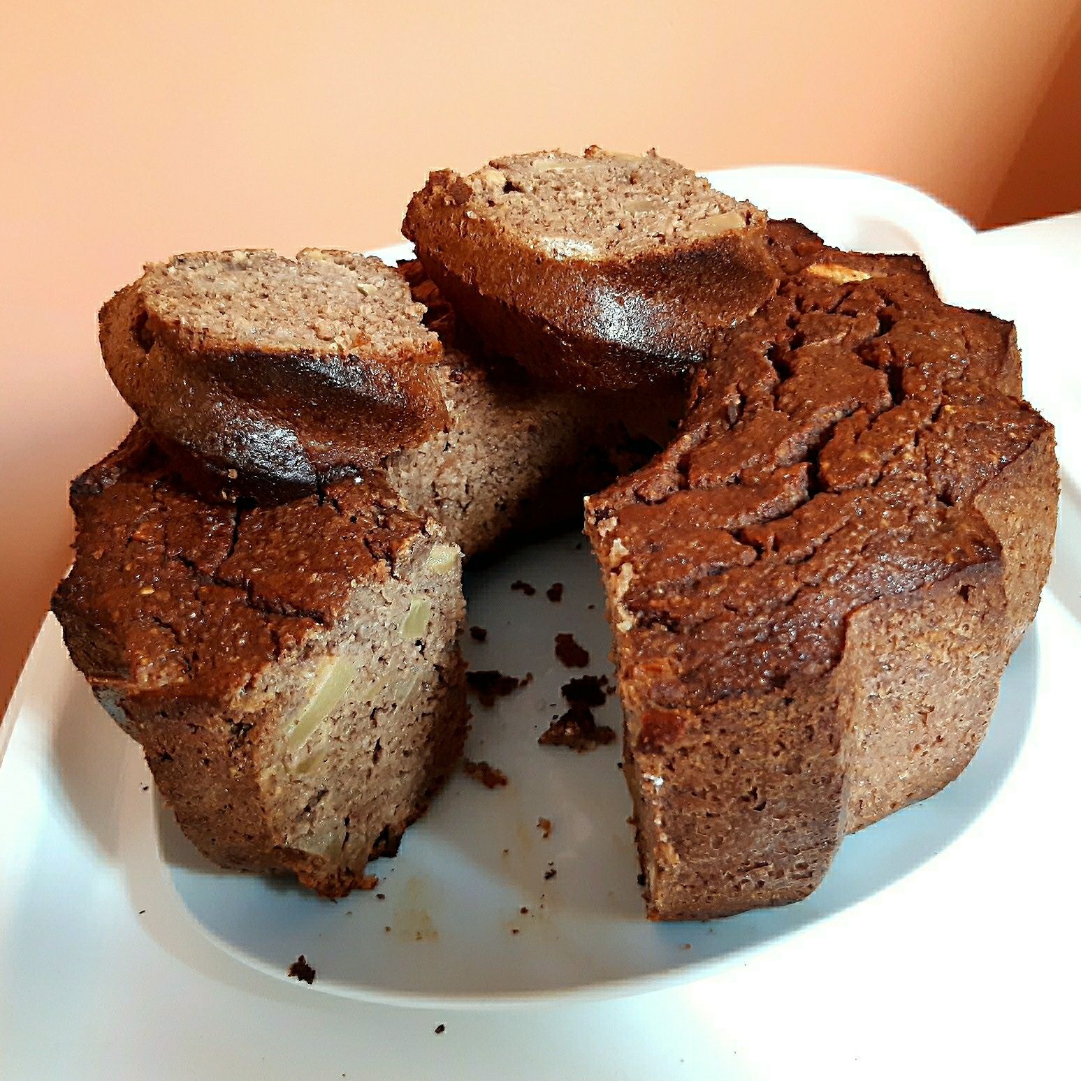 Bolo de maçã sem açúcar e sem farinha de trigo